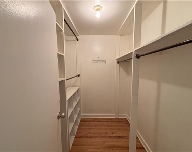 11 Meadowbrook Ave - Photo Thumbnail 25