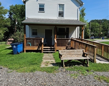 157 Bridge St - Photo Thumbnail 2