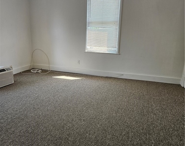 157 Bridge St - Photo Thumbnail 19