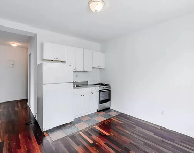 115 Lexington Avenue - Photo Thumbnail 2