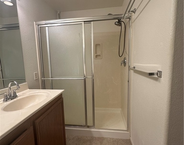 9761 Plane Tree Court - Photo Thumbnail 17