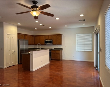 9761 Plane Tree Court - Photo Thumbnail 2
