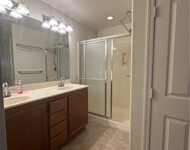 9761 Plane Tree Court - Photo Thumbnail 16