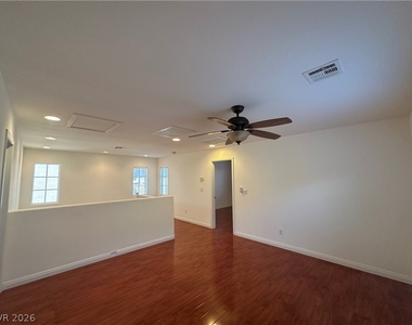 9761 Plane Tree Court - Photo Thumbnail 13
