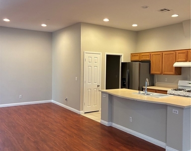 3346 Wasatch Cedars Street - Photo Thumbnail 2