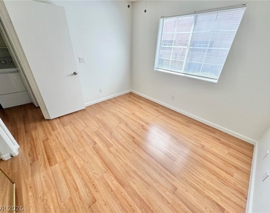 3450 Erva Street - Photo Thumbnail 12
