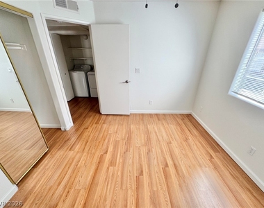 3450 Erva Street - Photo Thumbnail 11