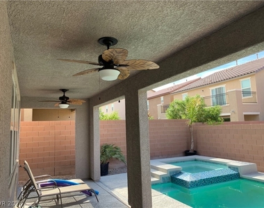 9284 Valley Betica Avenue - Photo Thumbnail 37
