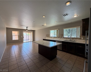 11037 Parete Court - Photo Thumbnail 3
