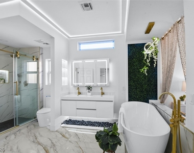 2652 Golfside Drive - Photo Thumbnail 16