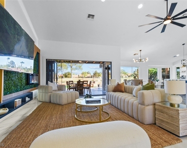 2652 Golfside Drive - Photo Thumbnail 13