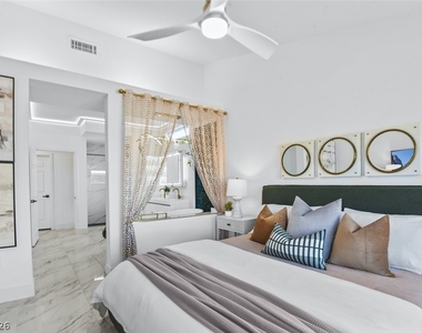 2652 Golfside Drive - Photo Thumbnail 17