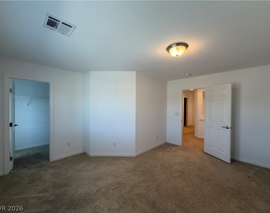 7869 Tyrell Peaks Street - Photo Thumbnail 26
