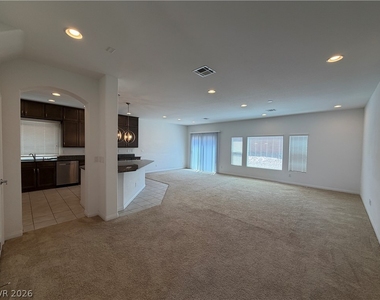 7869 Tyrell Peaks Street - Photo Thumbnail 3
