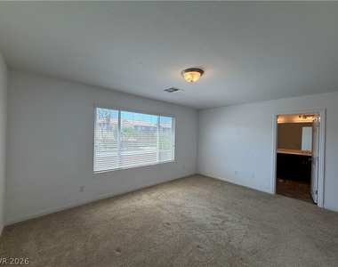 7869 Tyrell Peaks Street - Photo Thumbnail 16