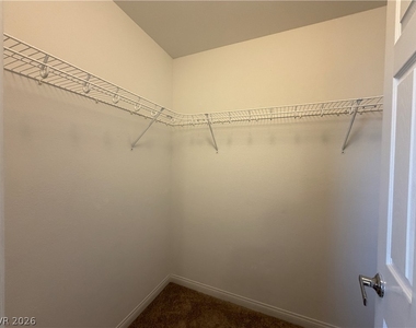 7869 Tyrell Peaks Street - Photo Thumbnail 24