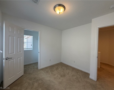 7869 Tyrell Peaks Street - Photo Thumbnail 13