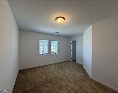 7869 Tyrell Peaks Street - Photo Thumbnail 25