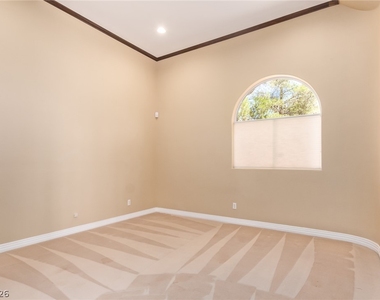 1008 Trophy Hills Drive - Photo Thumbnail 28