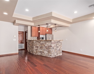 1008 Trophy Hills Drive - Photo Thumbnail 33