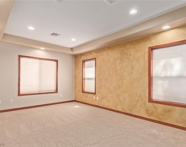 1008 Trophy Hills Drive - Photo Thumbnail 36