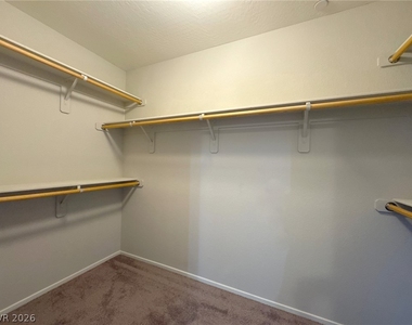 6132 Scarlet Leaf Street - Photo Thumbnail 35