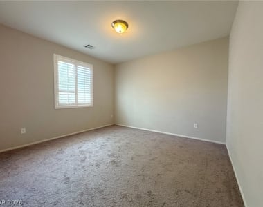 6132 Scarlet Leaf Street - Photo Thumbnail 9