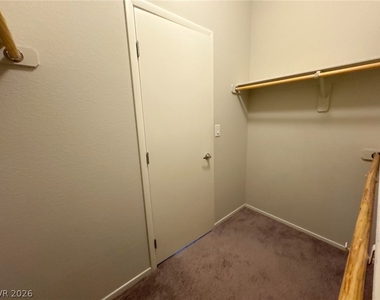 6132 Scarlet Leaf Street - Photo Thumbnail 13