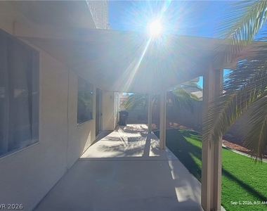 311 Tayman Park Avenue - Photo Thumbnail 18