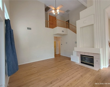 311 Tayman Park Avenue - Photo Thumbnail 5