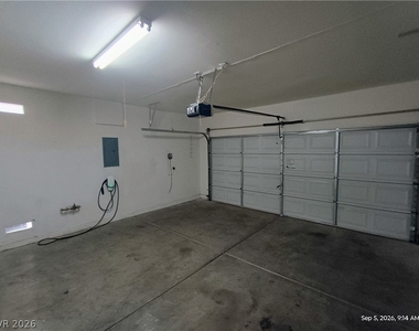 311 Tayman Park Avenue - Photo Thumbnail 17