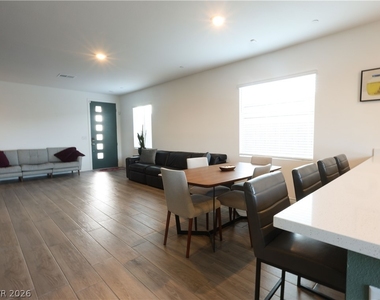 294 Bridge Canyon Street - Photo Thumbnail 9