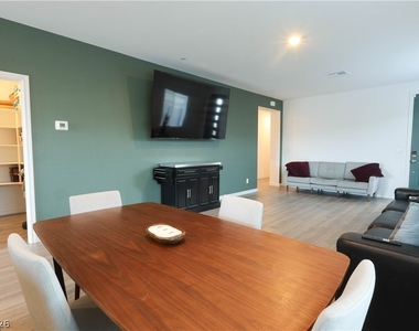 294 Bridge Canyon Street - Photo Thumbnail 7