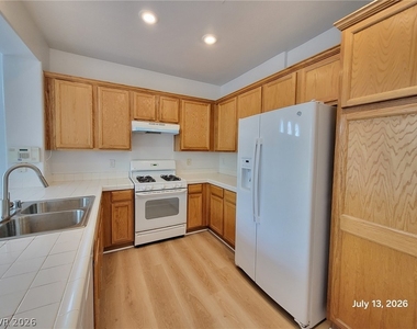 6142 Novelty Street - Photo Thumbnail 3