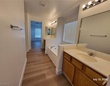 6142 Novelty Street - Photo Thumbnail 17