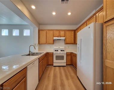 6142 Novelty Street - Photo Thumbnail 4