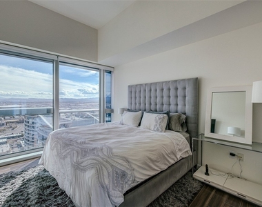 4471 Dean Martin Drive - Photo Thumbnail 22
