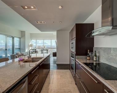 4471 Dean Martin Drive - Photo Thumbnail 1