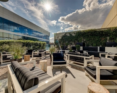 4471 Dean Martin Drive - Photo Thumbnail 31