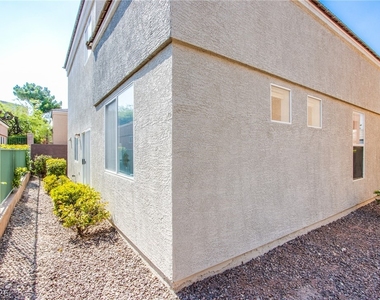 10537 Redwood Ash Avenue - Photo Thumbnail 22