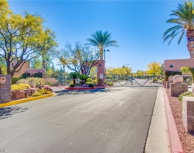 10537 Redwood Ash Avenue - Photo Thumbnail 34