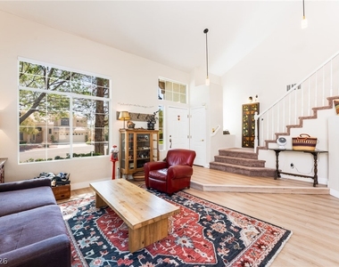 2421 Ivy Garden Court - Photo Thumbnail 5