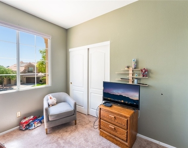 2421 Ivy Garden Court - Photo Thumbnail 33