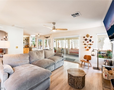 2421 Ivy Garden Court - Photo Thumbnail 10