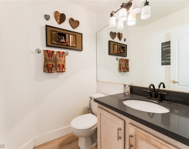 2421 Ivy Garden Court - Photo Thumbnail 22