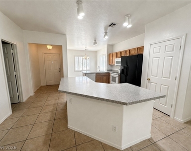 10912 Golden Birch Place - Photo Thumbnail 4