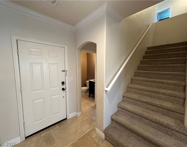 7115 Hedgemaple Court - Photo Thumbnail 6