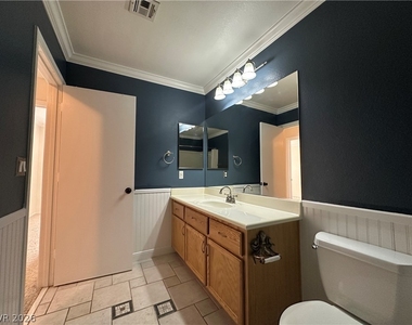 7115 Hedgemaple Court - Photo Thumbnail 17