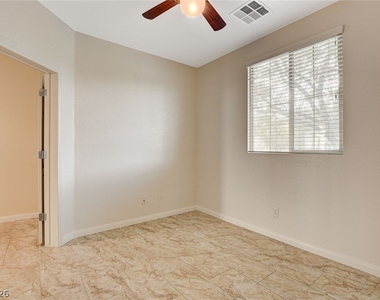 5548 Ayers Cliff Street - Photo Thumbnail 5