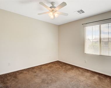 5548 Ayers Cliff Street - Photo Thumbnail 32